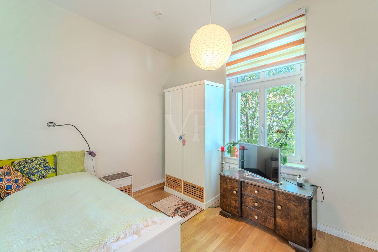 Charmante und lichtdurchflutete Zwei-Zimmer-Wohnung mit Süd-West Balkon - sofort bezugsfrei! – Berlin – Vorschaubild 4