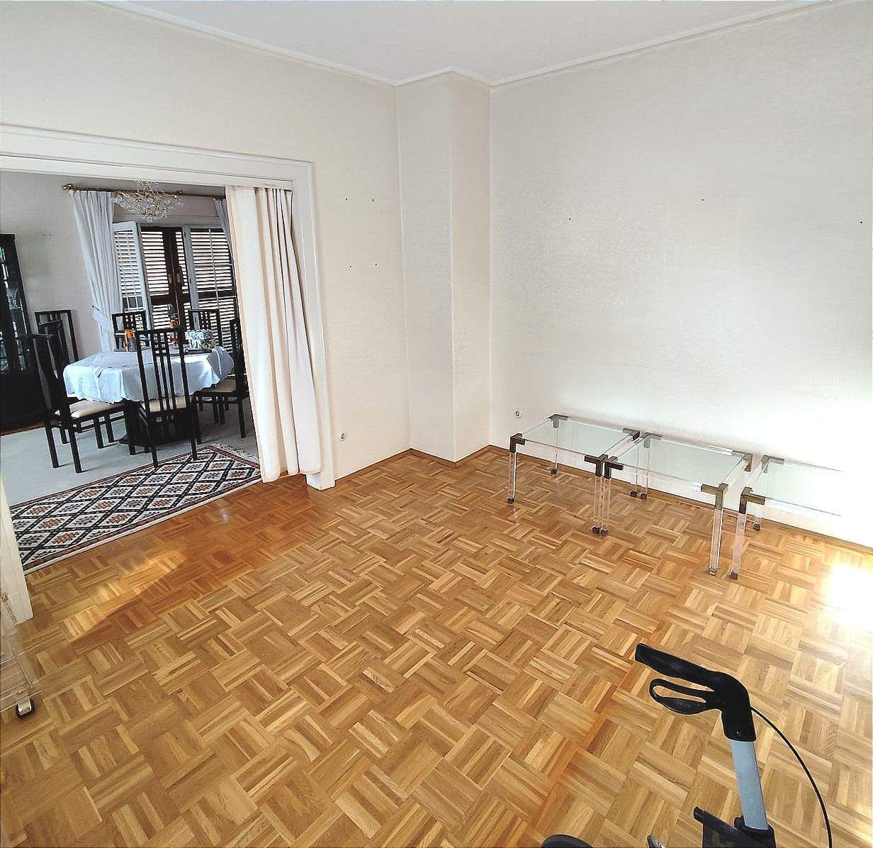 Stilvolles Wohnhaus mit schönem Grundstück, Garage und Wintergarten – Seesen – Vorschaubild 6
