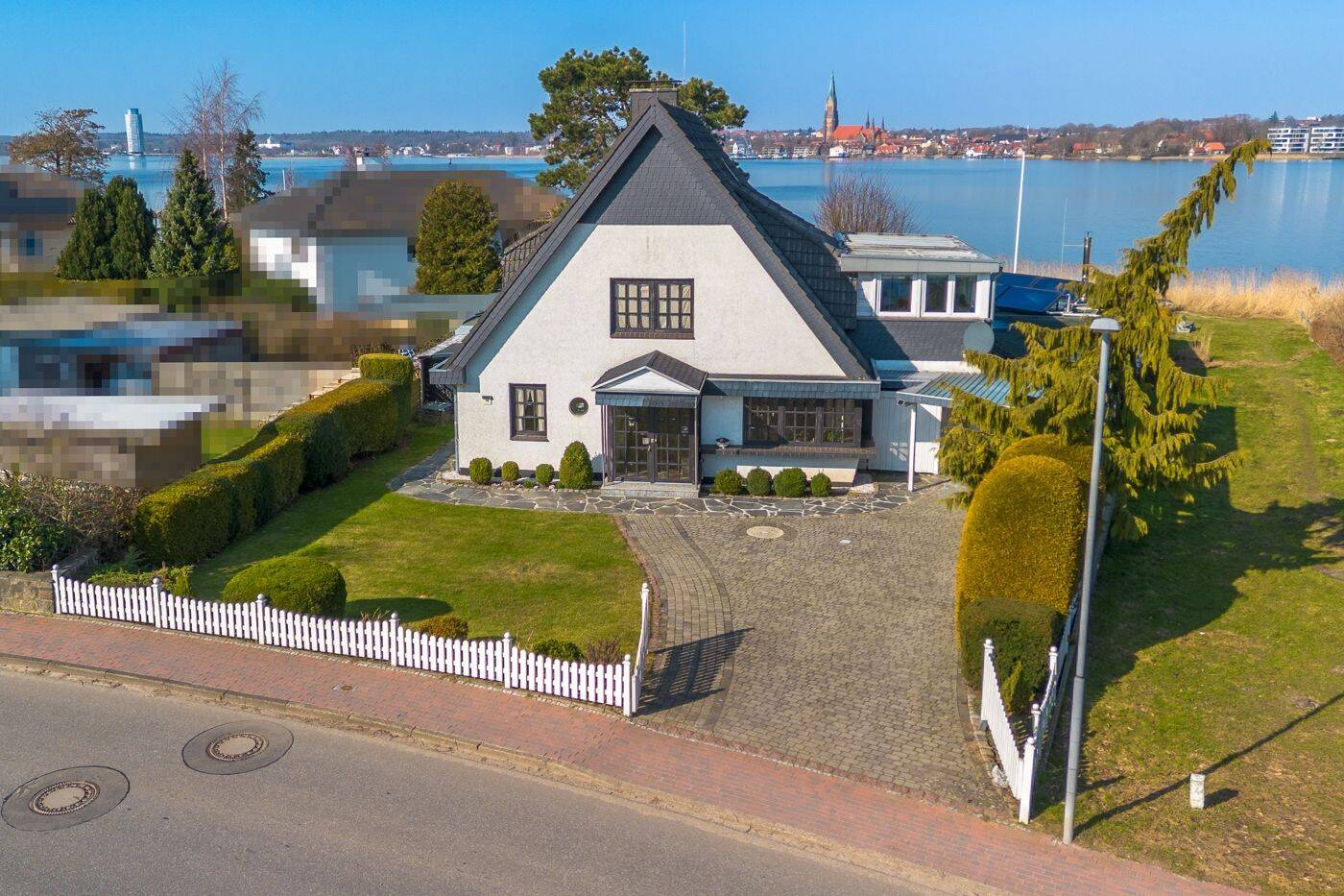 Großzügiges Einfamilienhaus mit Wassergrundstück und Panoramablick über die Schlei – Fahrdorf – Vorschaubild 6