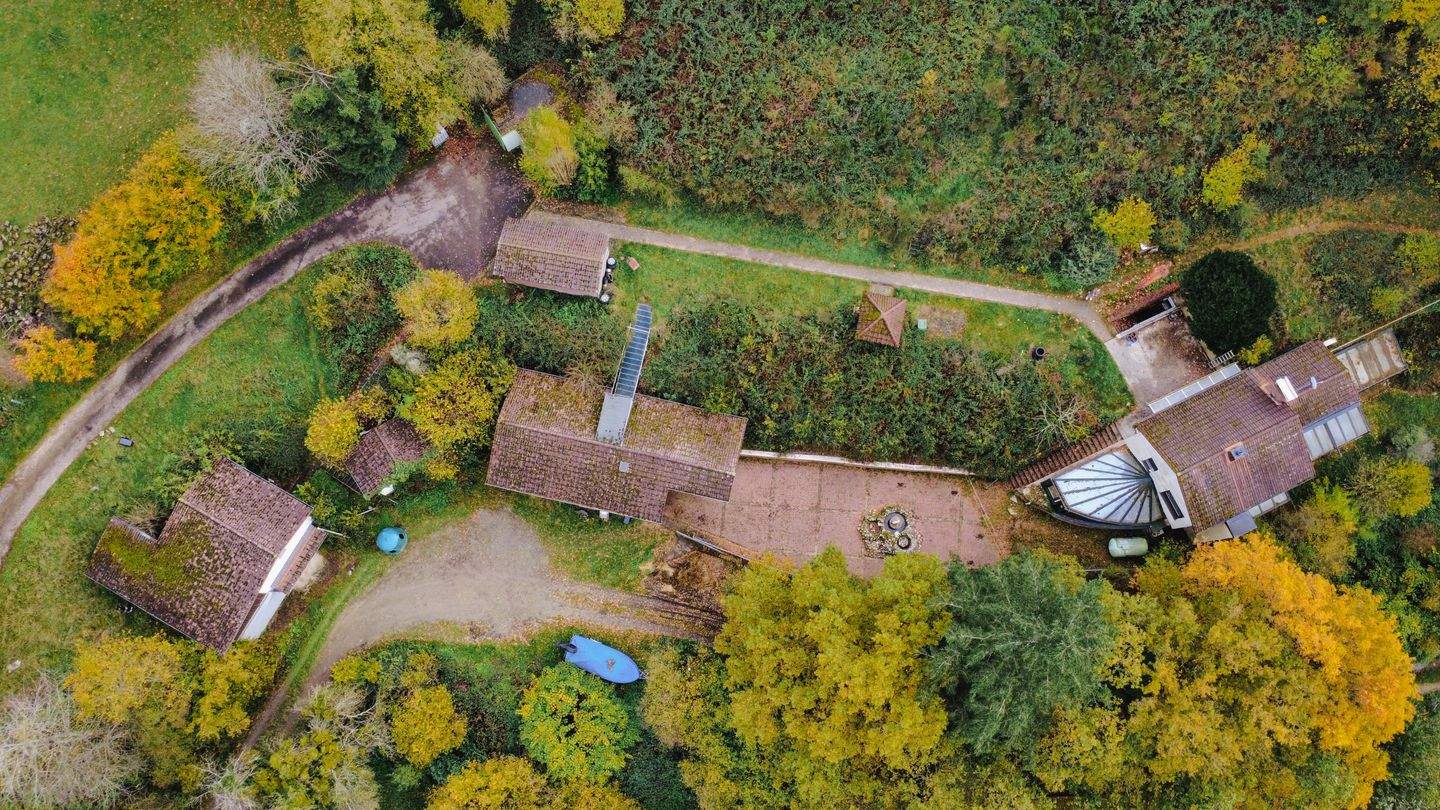 Idyllisches Anwesen in Alleinlage mit großem Grundstück und mehreren Gebäuden – Morscheid – Vorschaubild 2