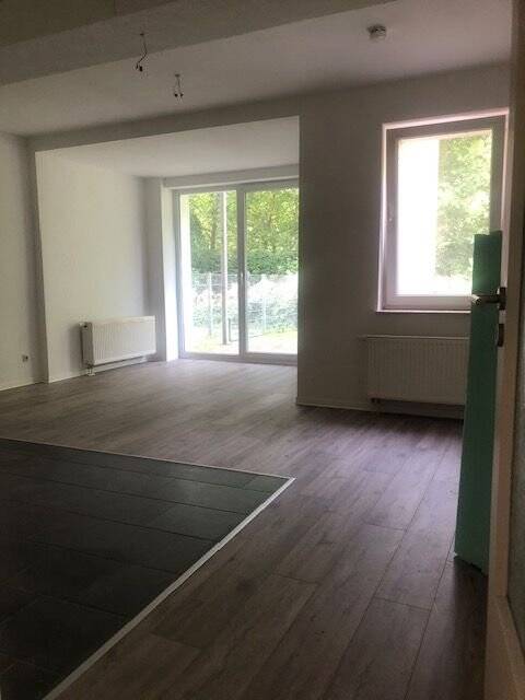 Moderne 2-Zimmer mit offener Wohnküche in ruhiger Lage mit Badewanne & Balkon zum Hof – Magdeburg – Vorschaubild 6