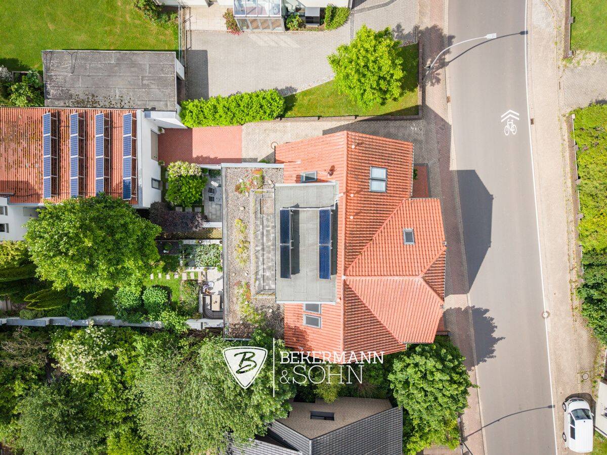Hochwertig saniertes und bezugsfreies Mehrgenerationenhaus mit zwei Wohneinheiten – Bad Essen – Vorschaubild 2