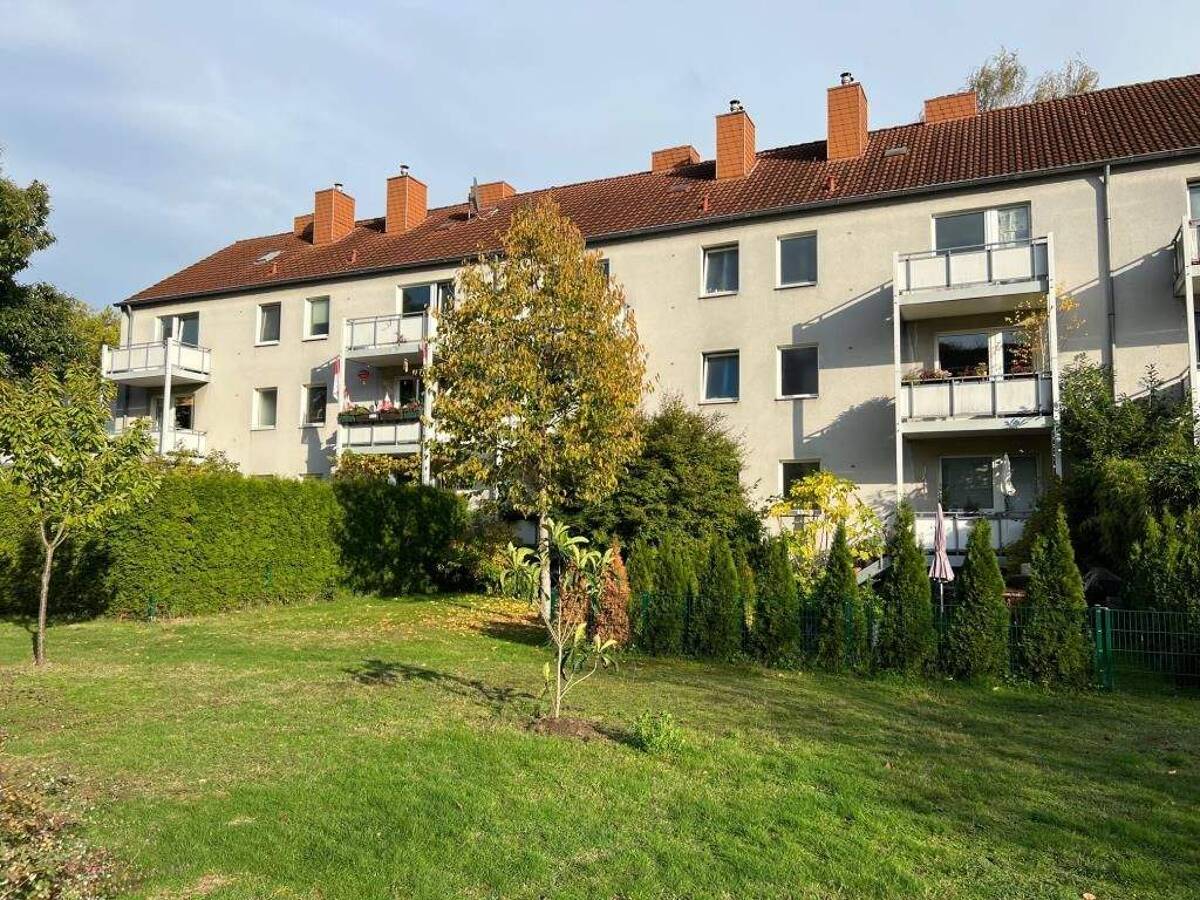 ACHTUNG SOMMERAKTION ! Kapitalanlage | 1- Raum-Wohnung | Ruhige Lage | Schöne Ausstattung | Balkon – 40589 Düsseldorf – Bild 1 von 9