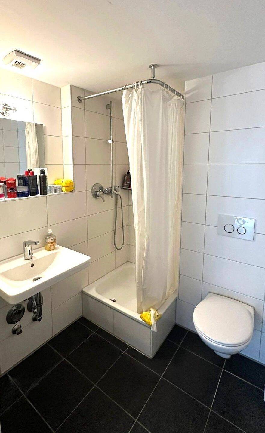 Möbliertes Studentenapartment mit Einbauküche – Nürnberg – Vorschaubild 7