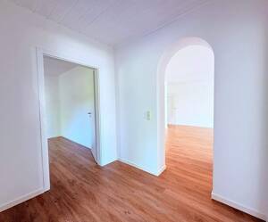 Renovierte familienfreundliche Wohnung mit Garten in Bitburg – 54634 Bitburg – Vorschaubild 7
