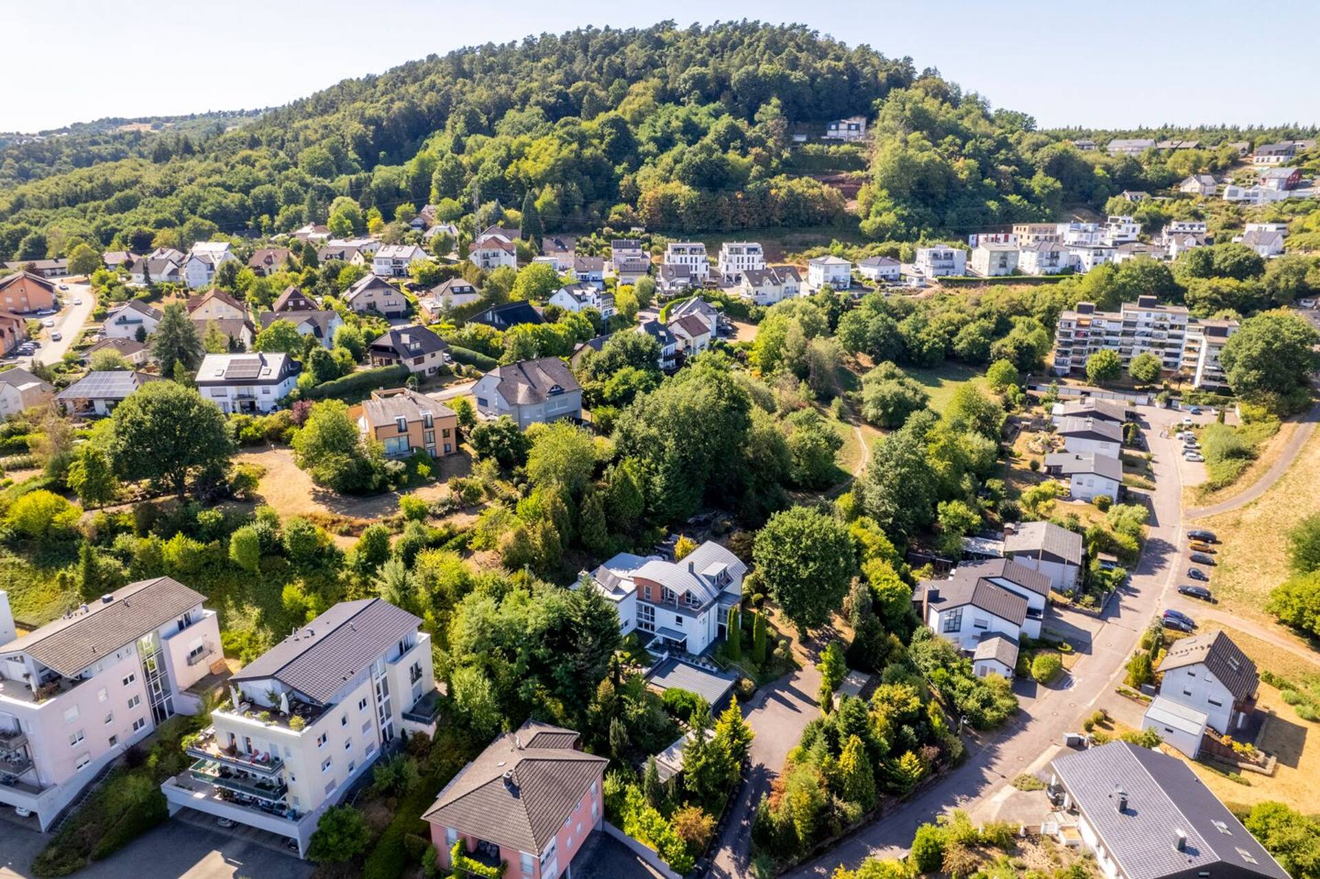 Villa in 54439 Saarburg mit 290 m² kaufen