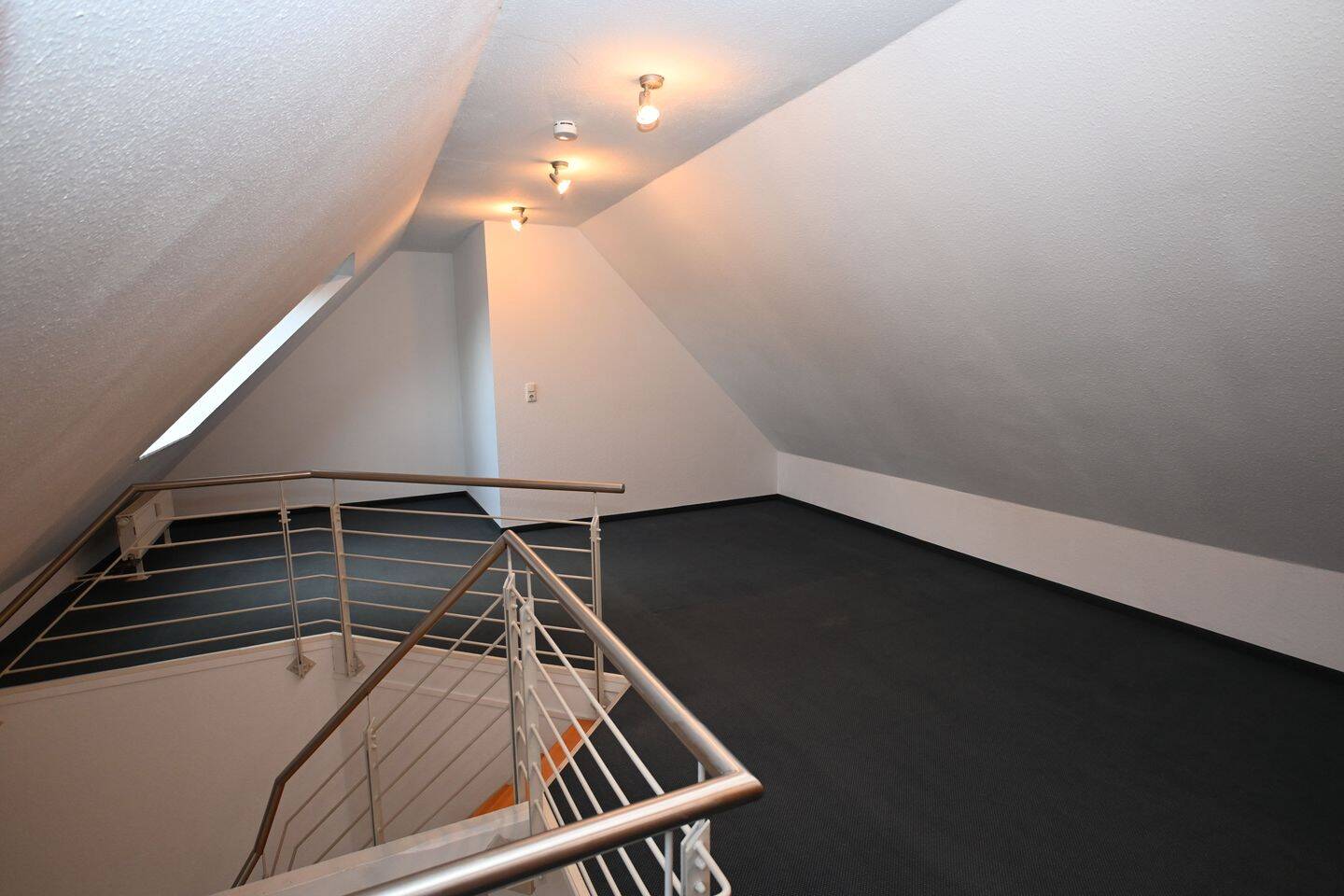 87 m² Maisonettewohnung mit Balkon nahe MHH – Hannover – Vorschaubild 6