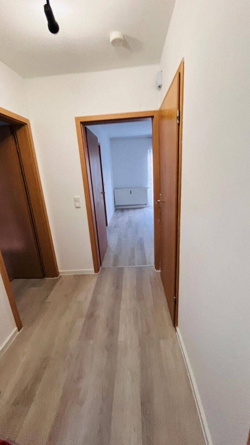 Renovierte 2 Zimmer Wohnung mit Einbauküche – Nürnberg – Vorschaubild 5