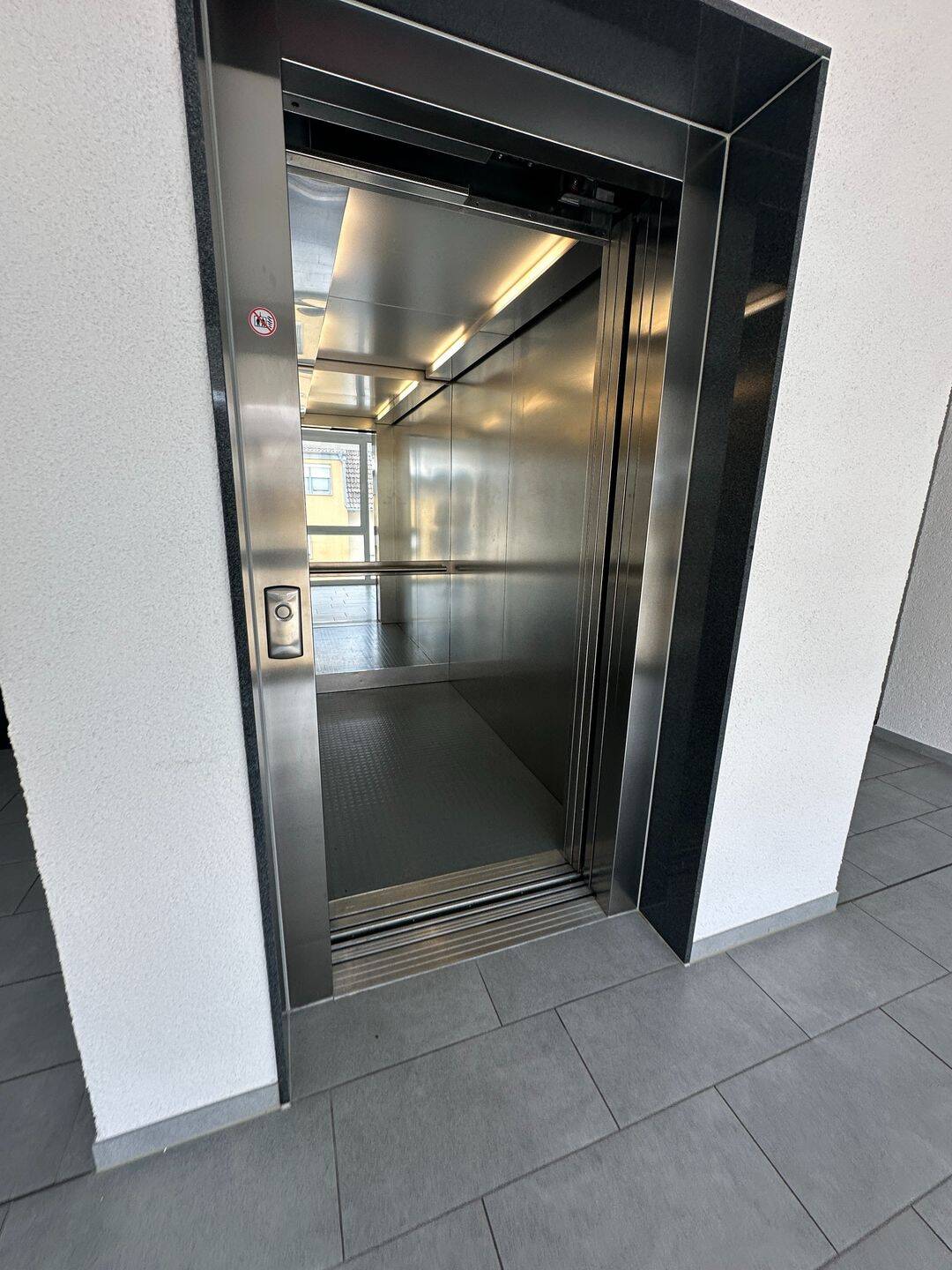 Moderne, stilvolle Eigentumswohnung mit Balkon und TG-Stellplatz, 52351 Düren-Zentrum – Düren – Vorschaubild 3