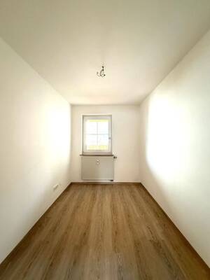 Moderne 3-Zimmer-Wohnung in Langenzenn mit Balkon – 90579 Langenzenn – Vorschaubild 8