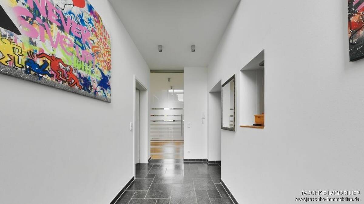 JÄSCHKE - Modernisiert, großzügig und voller Wohnkomfort - Ihr neues Zuhause in Walheim. – 52076 Aachen – Bild 1 von 7