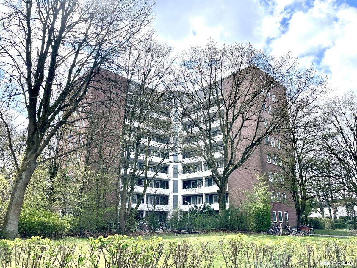Top Anlageobjekt: Gepflegte 1,5-Zimmer-Wohnung mit Loggia & Fahrstuhl in schöner Lage von Niendorf! – Hamburg – Vorschaubild 2
