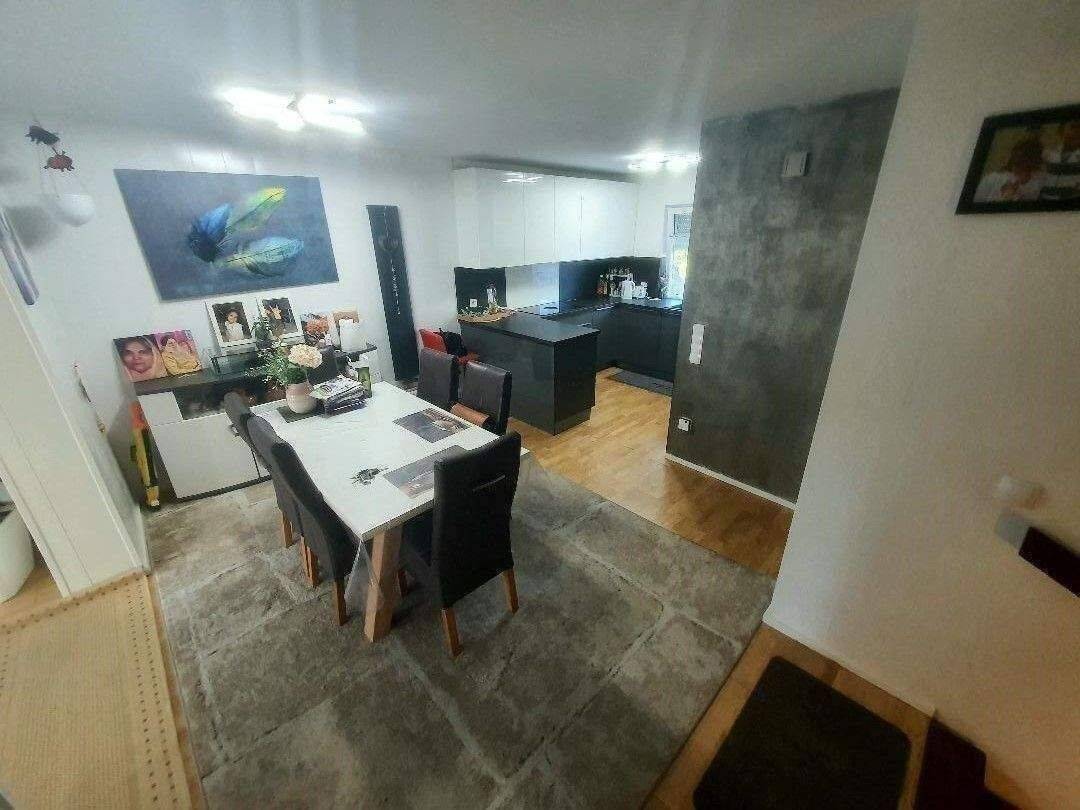Großzügiges Eigenheim mit Wintergarten, 4 Bäder – Aichach – Vorschaubild 3