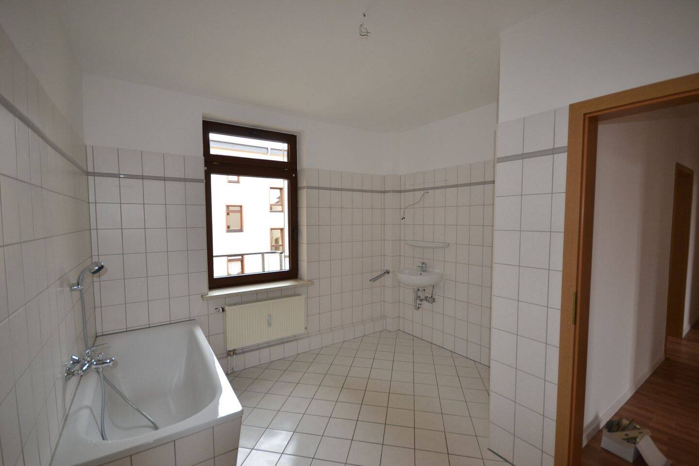+++Familiennest mit Wannenbad und großer Küche+++ – Magdeburg – Vorschaubild 8