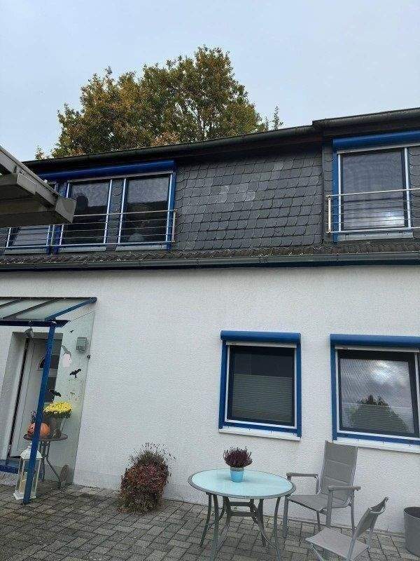 Reserviert! 2 Häuser auf einem Grundstück. Selbst ein Haus bewohnen und durch Vermietung noch ein zweites Einkommen erzielen. – Braunschweig – Vorschaubild 4