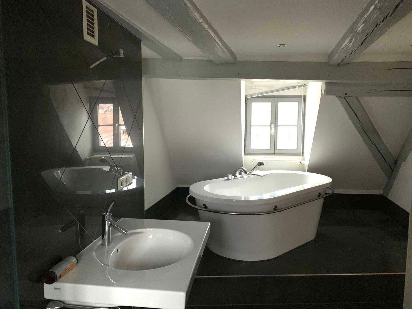 3-Zi-Maisonette-ETW, Burgblick, Dachterrasse, EBK, Kamin, Innenstadt, 90403 Nürnberg – Nürnberg – Bild 1 von 9