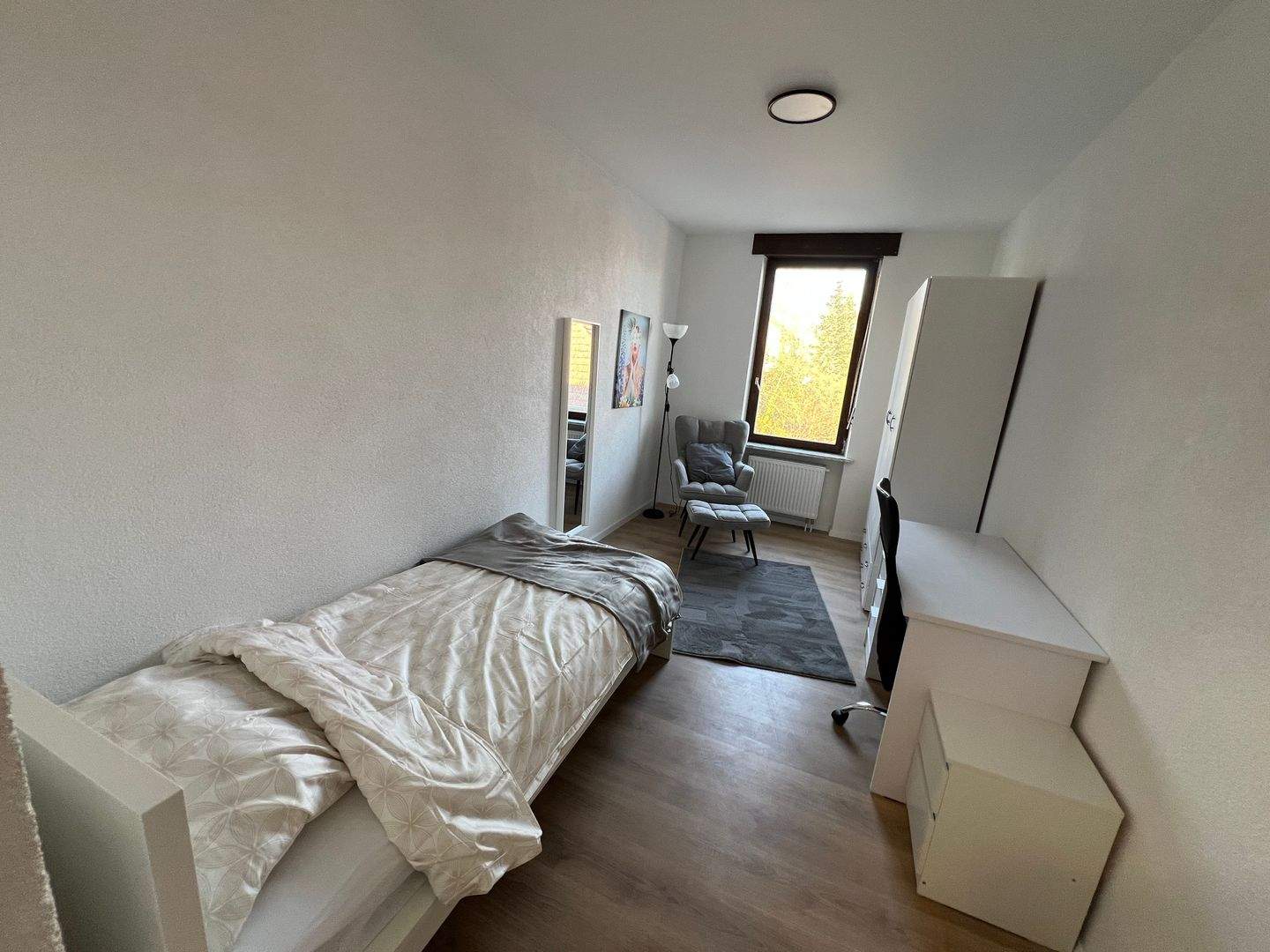 Neu renovierte 4er WG Wohnung im Saarbrücken Zentrum verfügbar!!! – Saarbrücken – Vorschaubild 3