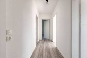 Kapitalanlage in Oldenburg - Kreyenbrück | vermietete 3-Zimmerwohnung mit entwicklungspotential. – 26133 Oldenburg – Vorschaubild 3