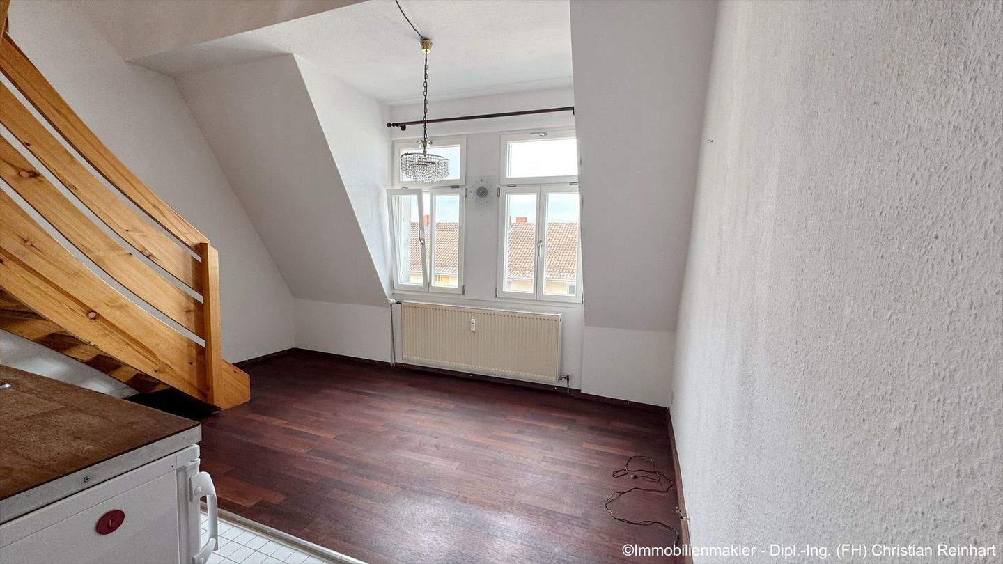 *** schöne Maisonette Wohnung mit Dachterrasse in zentraler Lage *** – Nürnberg – Vorschaubild 2