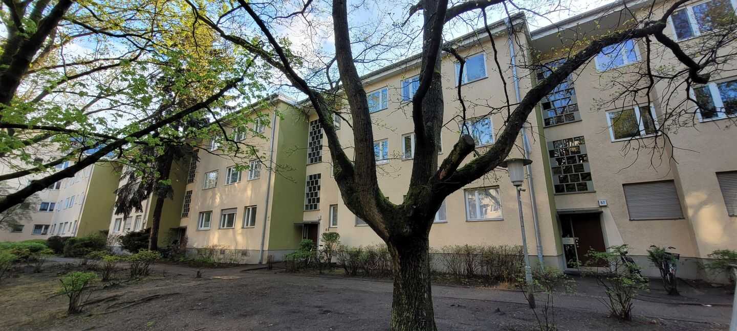 Traumhafte Dachgeschosswohnung in Charlottenburg-Nord zu verkaufen