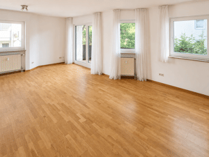 In bester Burgberglage: Großzügige 3 ½ -Zi.-Maisonette-ETW in bürgerlich-seriöser Nachbarschaft – 91054 Erlangen – Vorschaubild 2