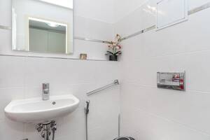 Bezugsfreie 4-Zimmer-Wohnung mit Loggia in München - Milbertshofen / Am Hart, in BMW-Nähe - ideal für Familie & WG – 80937 München – Vorschaubild 7