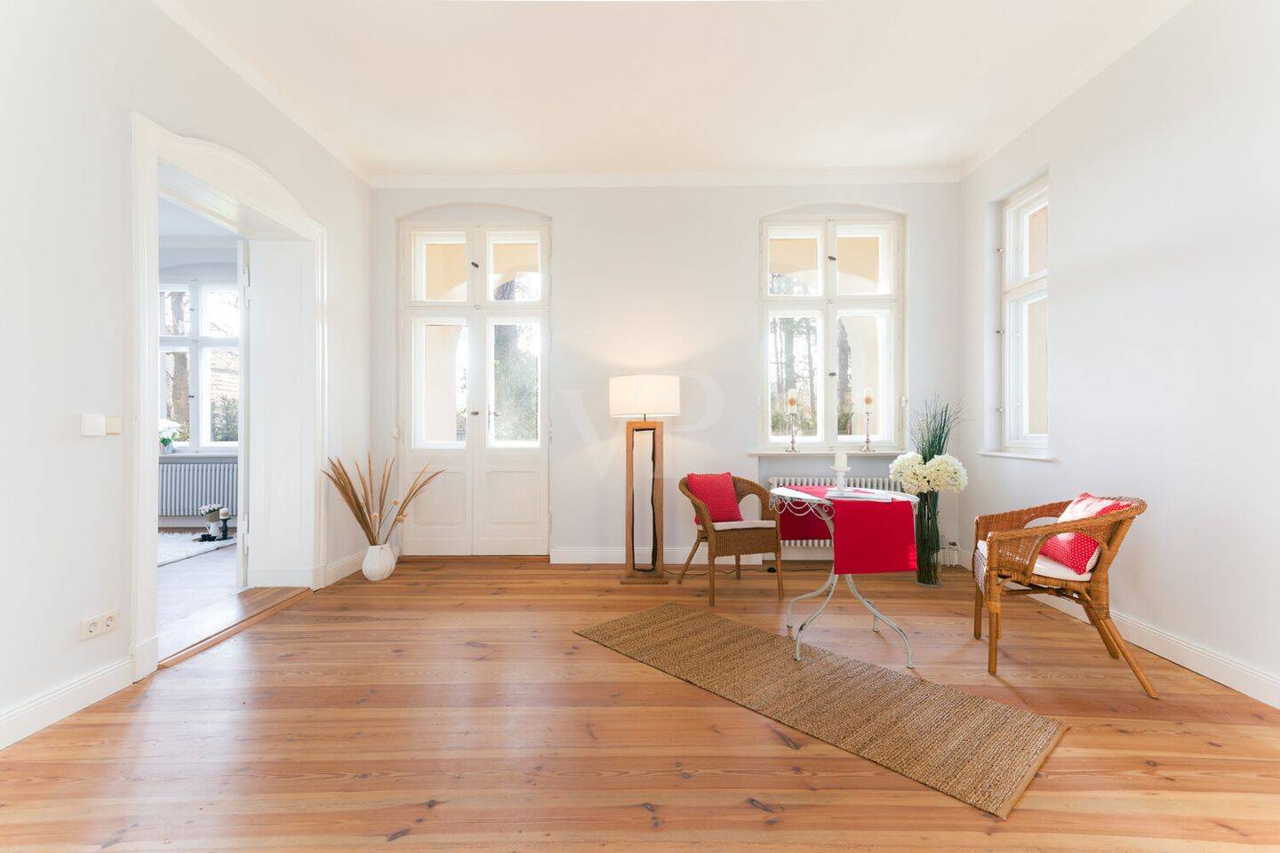 Repräsentativ & Historisch: 260 m² Wohn-/Nutzfläche in hochwertig sanierter Villa mit Gesindehaus – Falkensee – Vorschaubild 5