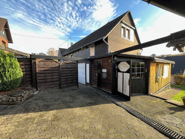51545 Waldbröl-Nähe VIP-1470-26 Einfamilienhaus -DHH mit zwei Wohneinheiten; 2 Garagen u – Waldbröl – Vorschaubild 6