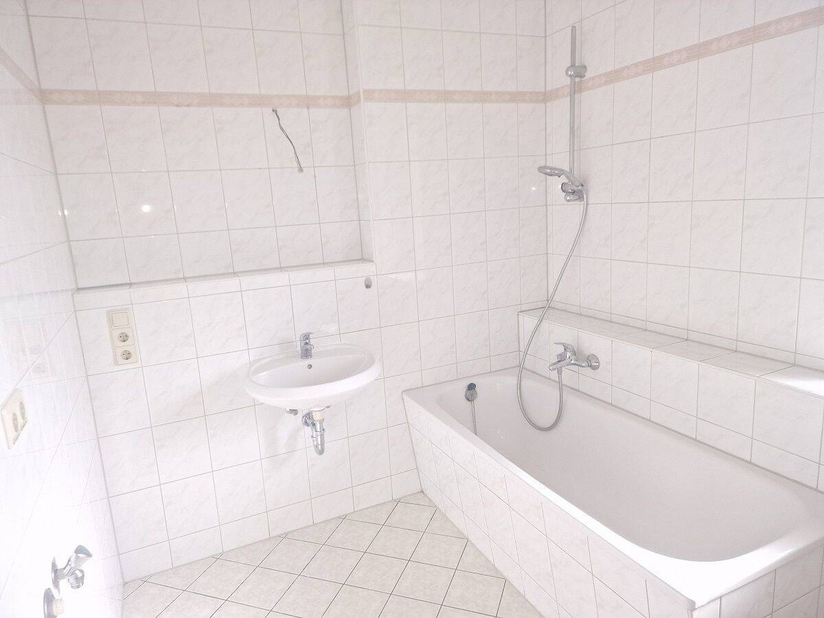 helle 1 Raum Wohnung mit Balkon zum Wohlfühlen – Chemnitz – Vorschaubild 6