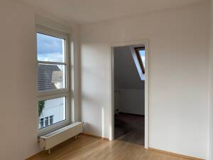 Lichtdurchflutete 2,5 Zimmer Maisonette-Wohnung in ruhiger Lage, Nähe Aplerbecker Wald – 44287 Dortmund – Vorschaubild 5