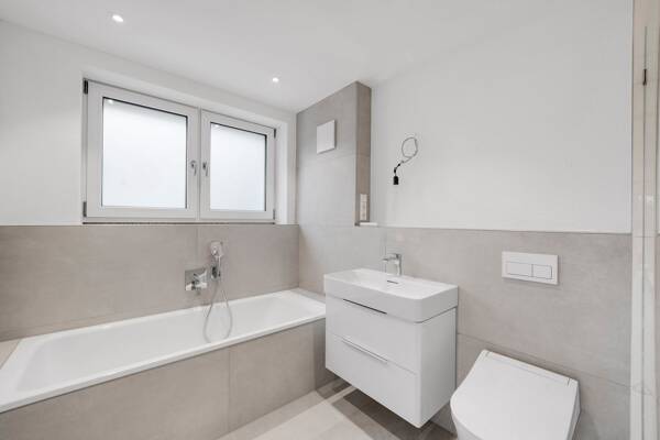 Erdgeschosswohnung in 79183 Waldkirch mit 196 m² kaufen