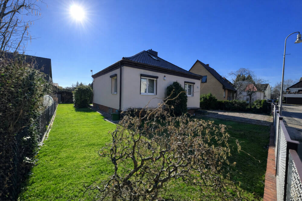 Familienglück mit Wohlfühlgarantie- charmantes Einfamilienhaus mit Wintergarten & zahlreichen Extras