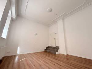 kernsaniert & energieeffizient in GoHo – 2 Zimmer Wohnung mit großzügiger Küche – 90429 Nürnberg – Vorschaubild 2