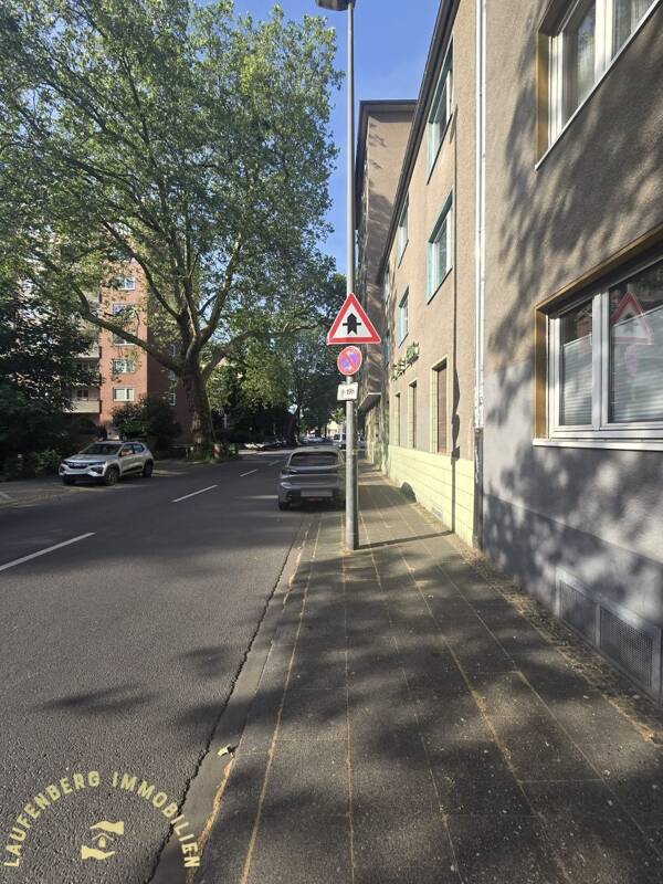Mehrfamilienhaus in 51065 Köln mit 356 m² kaufen