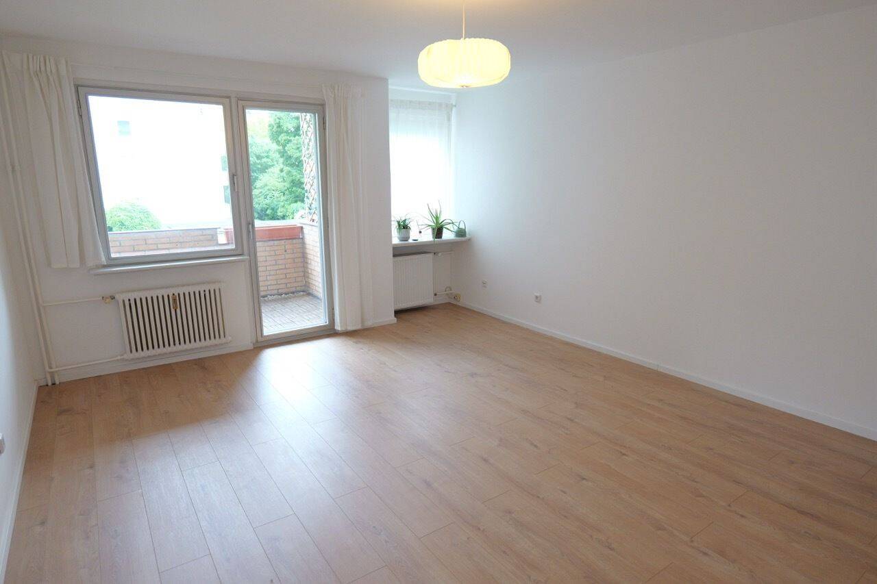 Erstbezug nach Sanierung: ruhige 2-Zimmer-Wohnung mit Garage – Berlin – Vorschaubild 2