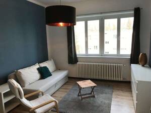 Bezugsfreie Wohnung in saniertem Zustand mit Süd-West-Balkon und Einbauküche – 12169 Berlin – Vorschaubild 2