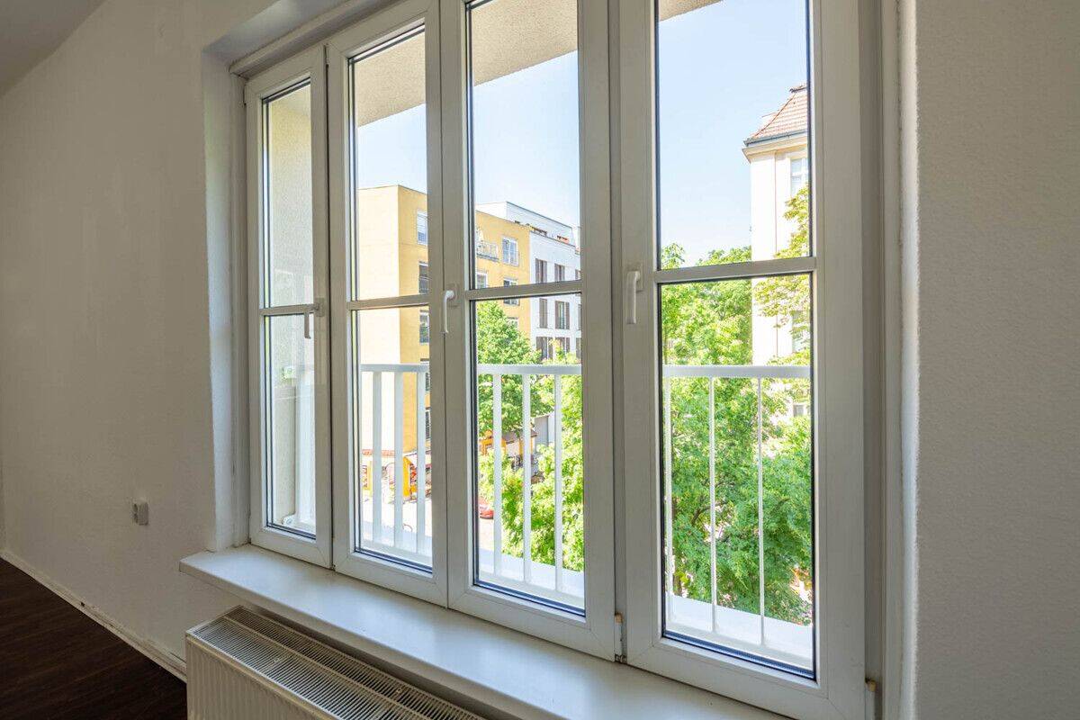 Hier ist Friedrichshain, hier ist Ihr neues Zuhause: Lichtdurchflutet, modern, bezugsfrei – Berlin – Vorschaubild 3