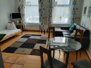 2-Zimmerwohnung teilmöbliert ca. 60 m² im EG mit Wohnraumküche und Freisitz – 90762 Fürth – Vorschaubild 8