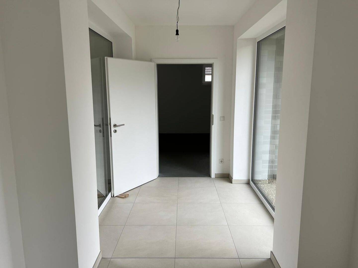 Vermieteter 3-Zimmer-Bungalow (Neubau 2022) barrierefrei mit Garage und schönem Garten – Hamburg – Vorschaubild 5