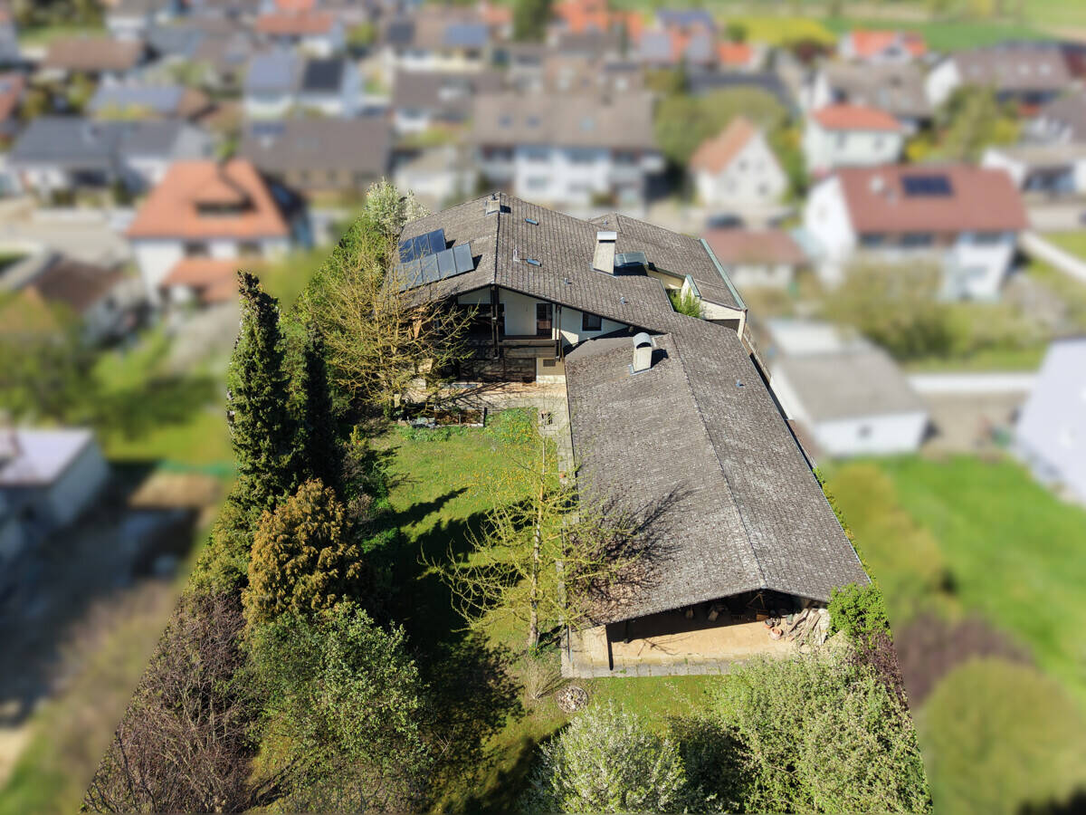 Seltene Gelegenheit: Exklusive Villa mit Indoor-Pool und weitläufigem Grundstück in Gaimersheim – Gaimersheim – Vorschaubild 3