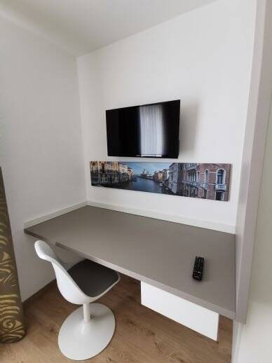 möblierte 2-Zimmer Wohnung mit Balkon – Ingolstadt – Vorschaubild 4