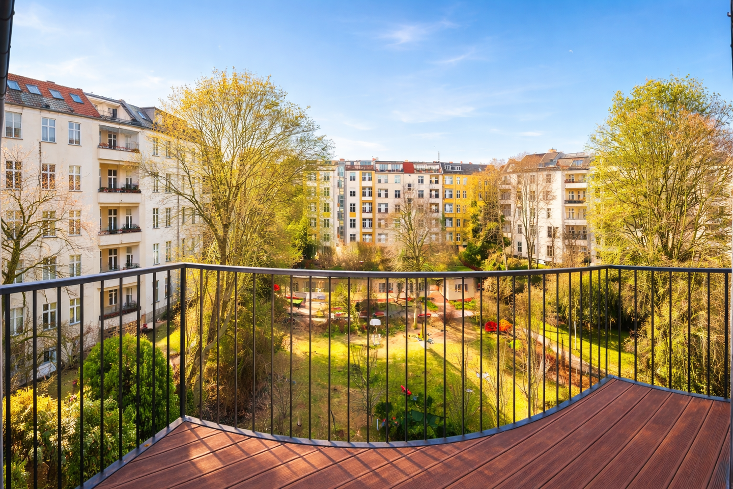 IMPOSANTES 6 METER-GALERIE-LOFT -NEW-YORK-STYLE- XXL-FENSTER + Weitblick-dicht Fasanenplatz – Berlin – Vorschaubild 2