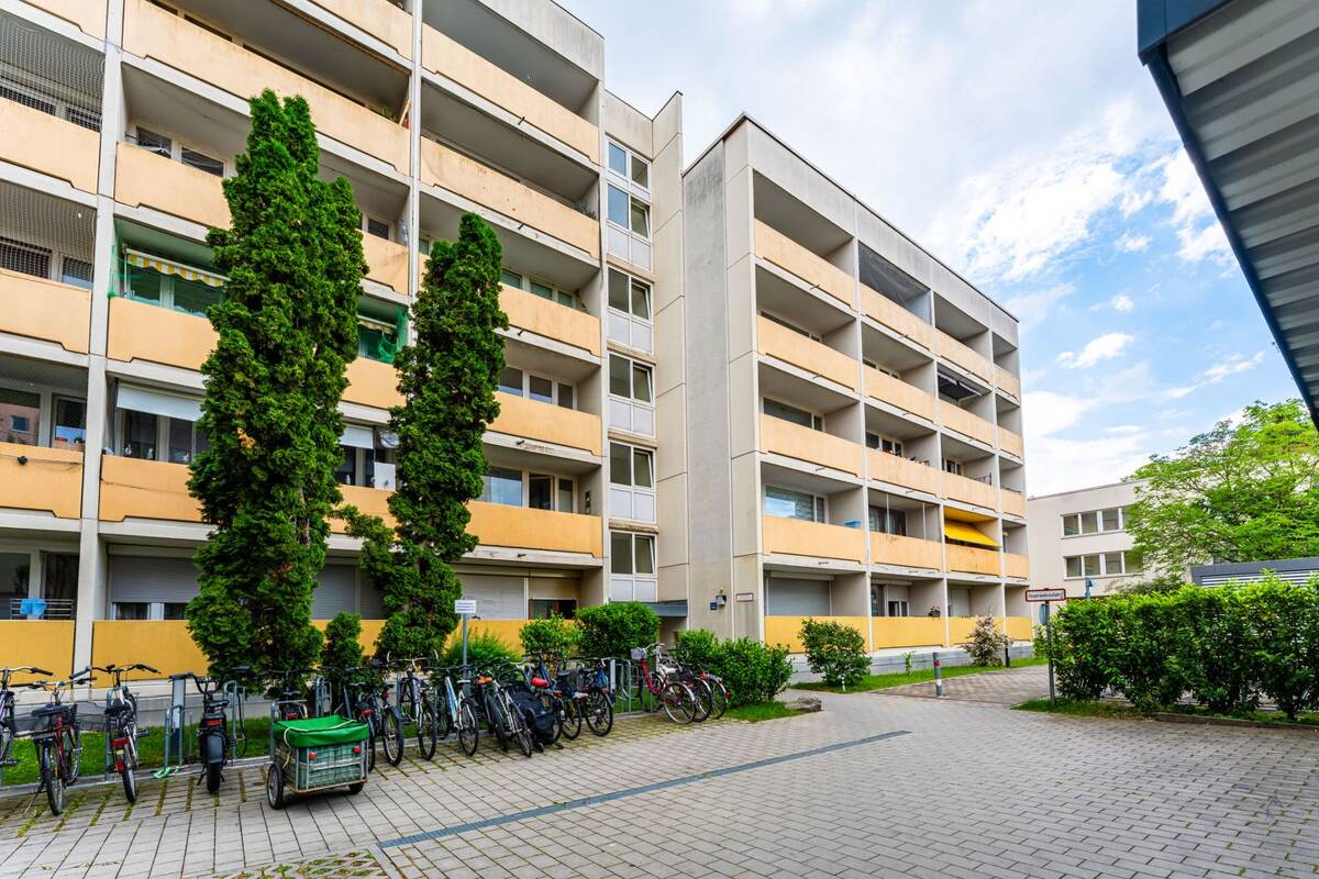 Langjährig vermietete Kapitalanlage im Rückgebäude – 81241 München – Bild 1 von 9