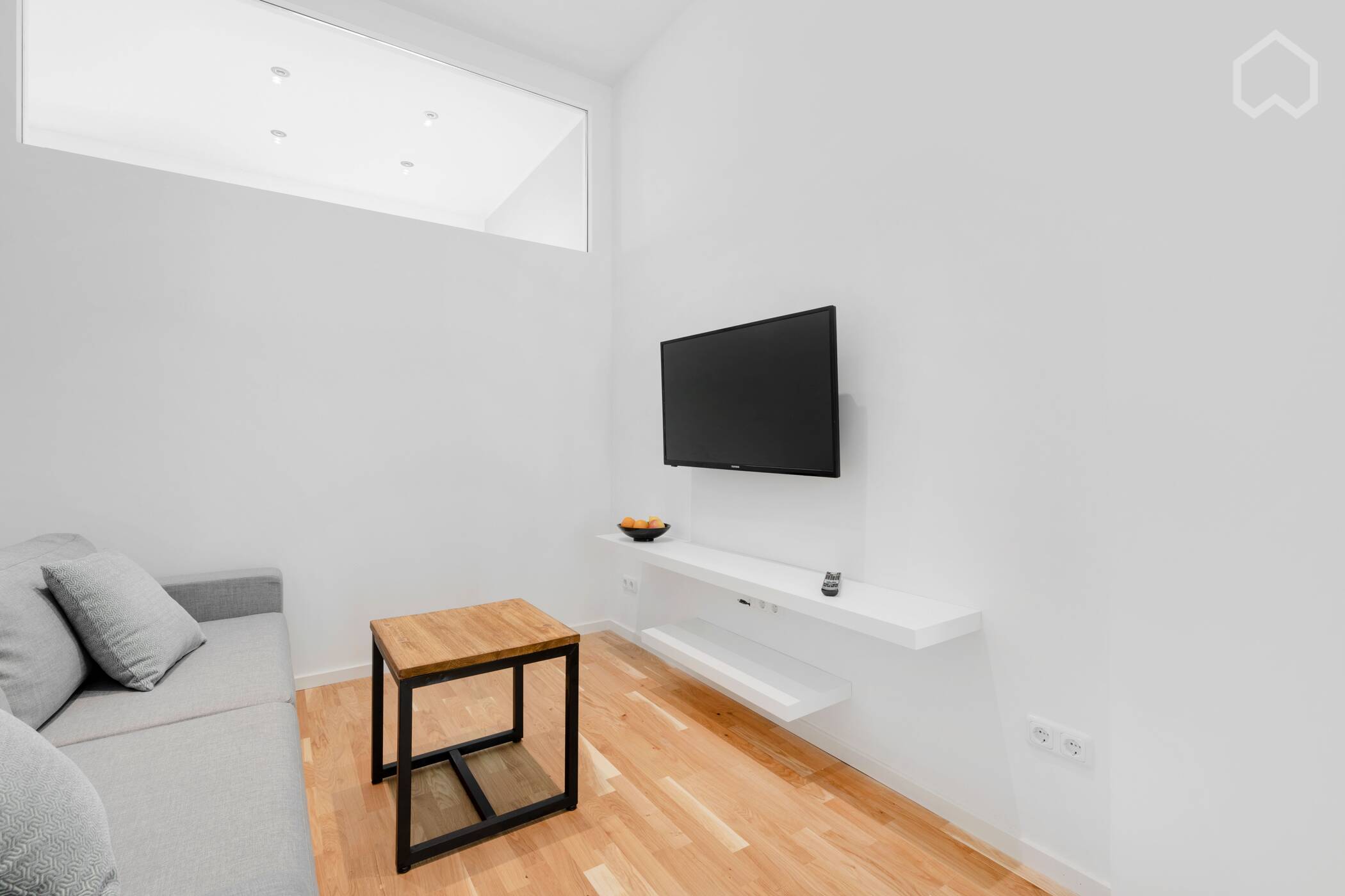 Ruhiges & liebevoll eingerichtetes Appartement in München Schwabing mit Garten – München – Vorschaubild 5