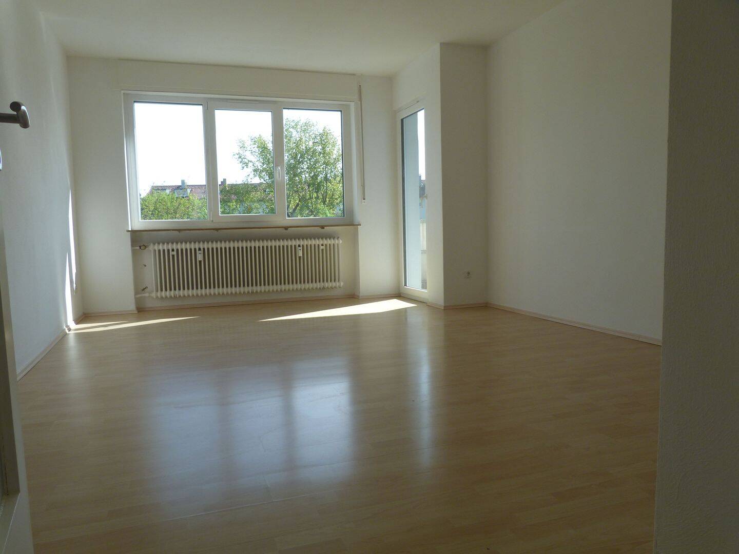 Wohnen am Rennweg, nähe Stadtpark und U-Bahn auf 81 qm mit Balkon