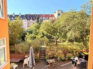 renovierte Jugendstilwohnung im Nibelungenviertel +++ mit Balkon/Wintergarten & Gemeinschaftsgarten +++ – 90461 Nürnberg – Vorschaubild 4