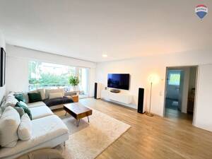4-Zimmer-Wohnung im EG mit eigenem Garten , Garage und toller Aussicht in Tüllingen zu vermieten! – 79539 Lörrach – Vorschaubild 1