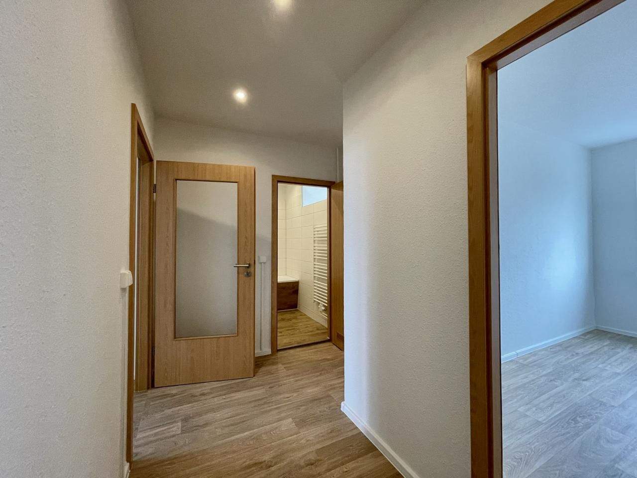 Attraktive 4-Raumwohnung im grünen Stadtteil Helbersdorf – Chemnitz – Vorschaubild 8