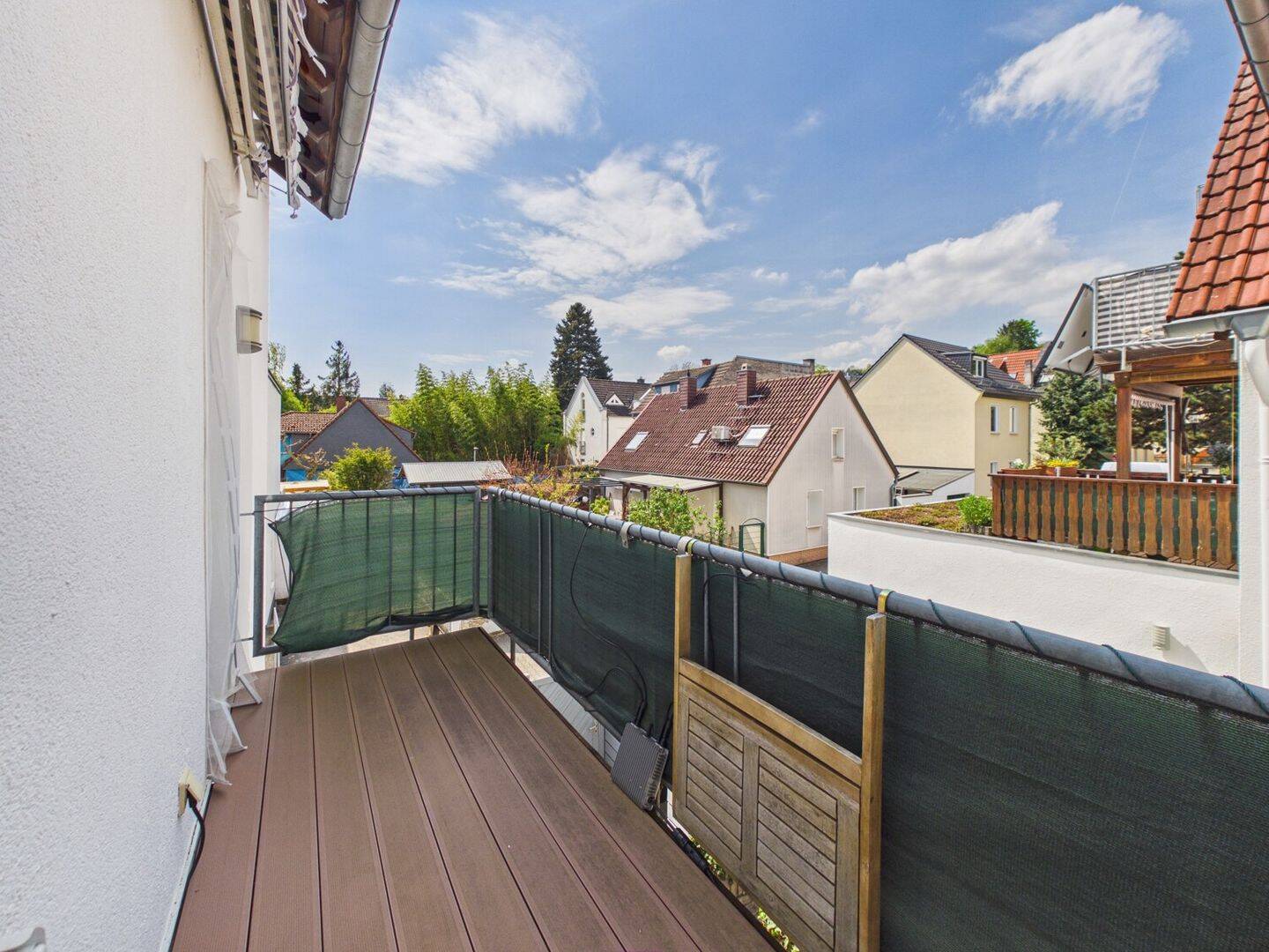 Ruhige Lage in Mainz Laubenheim mit Terrasse, Balkon und eigener Garage