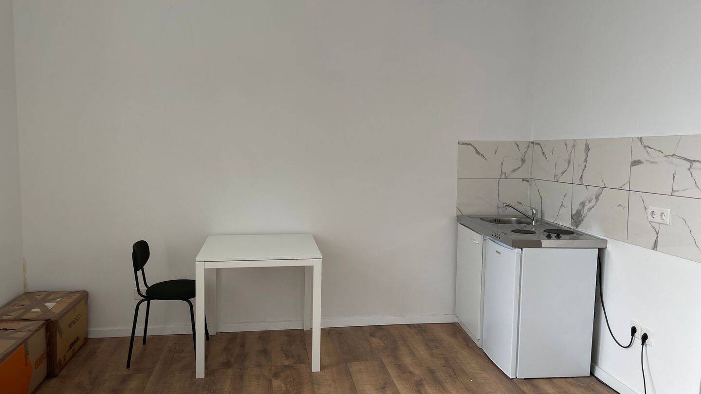Modern furnished studio in central location, quiet courtyard view – Bonn – Vorschaubild 7